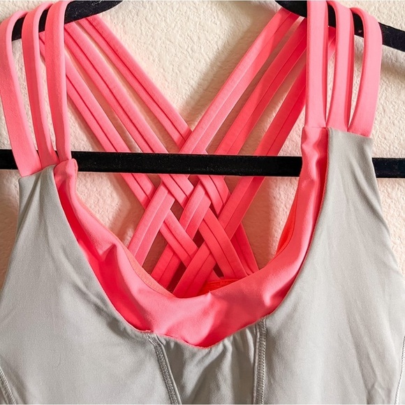 Lululemon Beat The Heat Tank | Size 6 - Picture 5 of 16